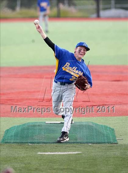 Thumbnail 2 in Maxwell @ Truckee (Shasta Lake Tournament - Title Game) photogallery.