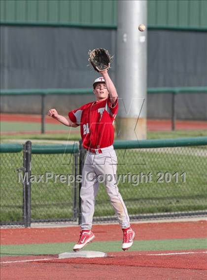 Thumbnail 3 in Maxwell @ Truckee (Shasta Lake Tournament - Title Game) photogallery.