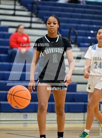 Thumbnail 3 in Rodriguez vs. Center (Rumble on the River) photogallery.