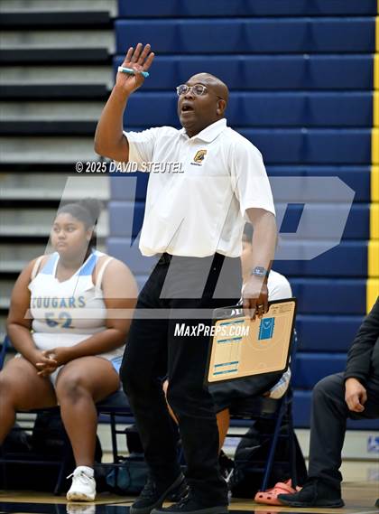 Thumbnail 3 in Rodriguez vs. Center (Rumble on the River) photogallery.