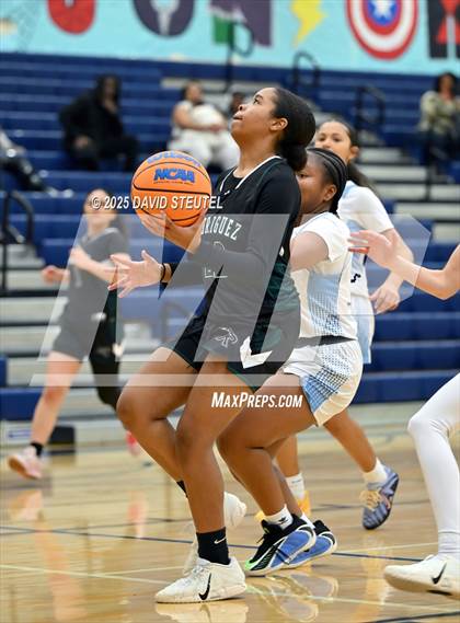 Thumbnail 3 in Rodriguez vs. Center (Rumble on the River) photogallery.