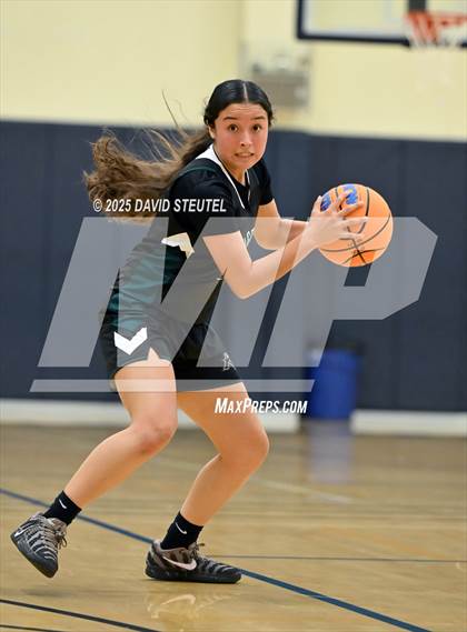 Thumbnail 1 in Rodriguez vs. Center (Rumble on the River) photogallery.