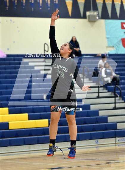 Thumbnail 1 in Rodriguez vs. Center (Rumble on the River) photogallery.