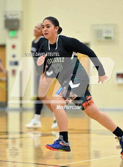 Thumbnail 1 in Rodriguez vs. Center (Rumble on the River) photogallery.