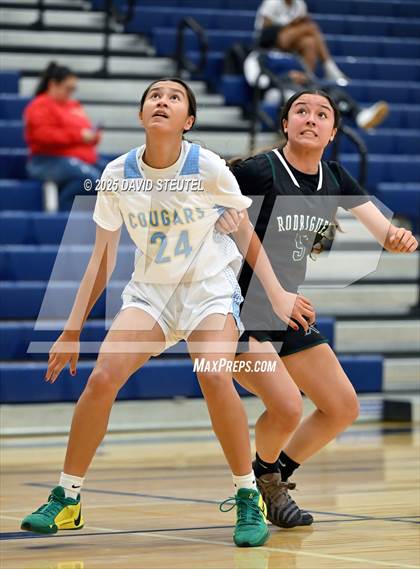 Thumbnail 3 in Rodriguez vs. Center (Rumble on the River) photogallery.