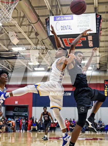 Thumbnail 2 in Jemison vs. Sparkman photogallery.