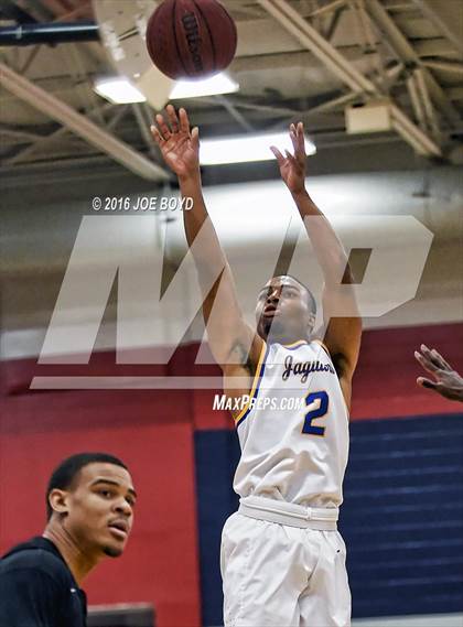 Thumbnail 3 in Jemison vs. Sparkman photogallery.