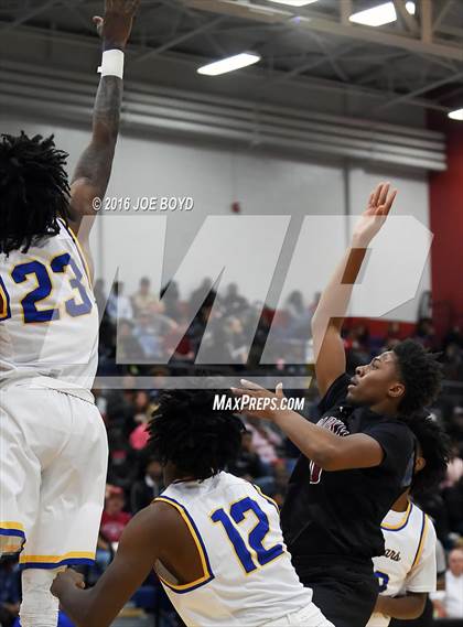 Thumbnail 3 in Jemison vs. Sparkman photogallery.