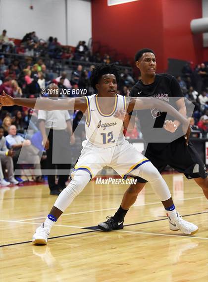 Thumbnail 3 in Jemison vs. Sparkman photogallery.