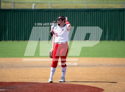 Thumbnail 3 in Kirbyville vs. Hemphill photogallery.