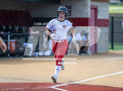 Thumbnail 3 in Kirbyville vs. Hemphill photogallery.