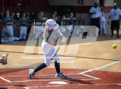 Thumbnail 3 in Kirbyville vs. Hemphill photogallery.