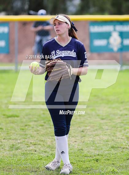 Thumbnail 3 in El Segundo @ La Reina (CIF SS D5 2nd Round Playoff) photogallery.