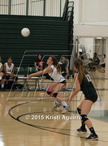 Thumbnail 3 in Paloma Valley @ Tahquitz photogallery.