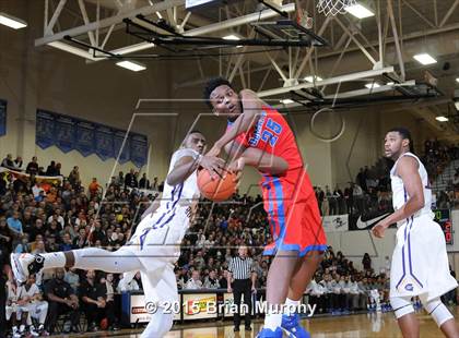 Thumbnail 3 in DeMatha vs. Garfield (Les Schwab Invitational) photogallery.