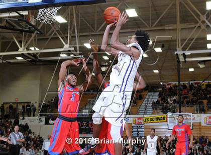 Thumbnail 2 in DeMatha vs. Garfield (Les Schwab Invitational) photogallery.
