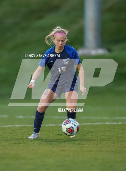 Thumbnail 1 in Ralston Valley vs. Grandview (CHSAA 5A Quarterfinals) photogallery.