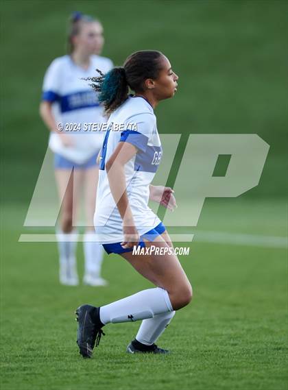 Thumbnail 3 in Ralston Valley vs. Grandview (CHSAA 5A Quarterfinals) photogallery.