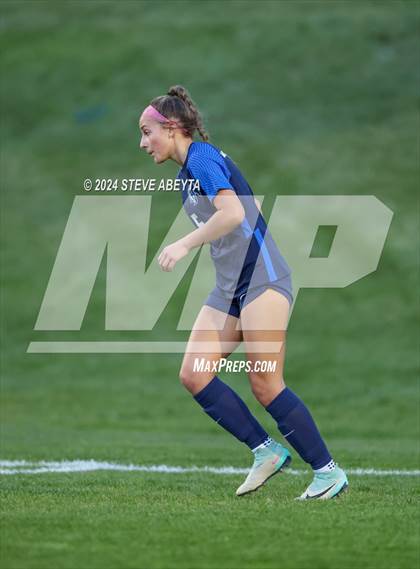 Thumbnail 2 in Ralston Valley vs. Grandview (CHSAA 5A Quarterfinals) photogallery.
