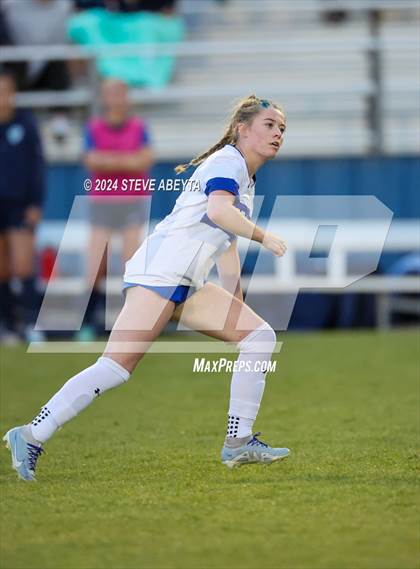 Thumbnail 3 in Ralston Valley vs. Grandview (CHSAA 5A Quarterfinals) photogallery.