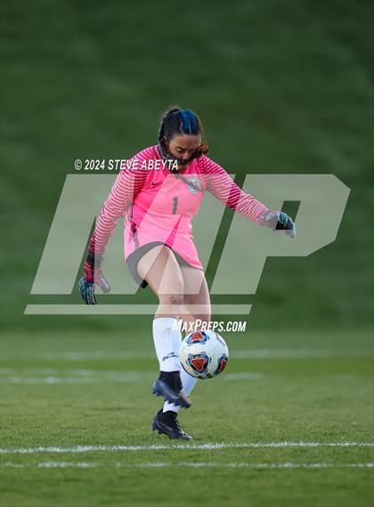Thumbnail 1 in Ralston Valley vs. Grandview (CHSAA 5A Quarterfinals) photogallery.