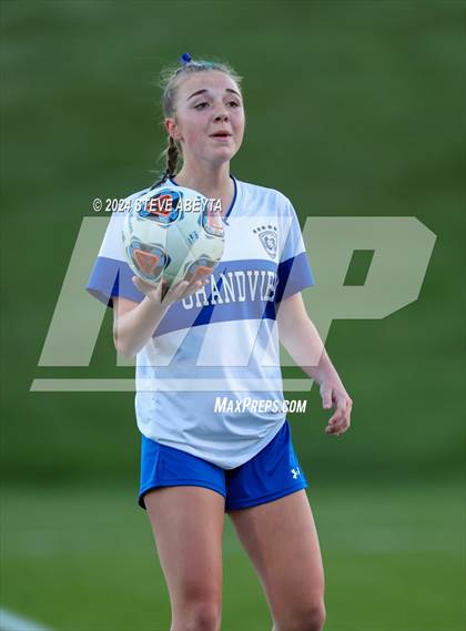 Thumbnail 3 in Ralston Valley vs. Grandview (CHSAA 5A Quarterfinals) photogallery.