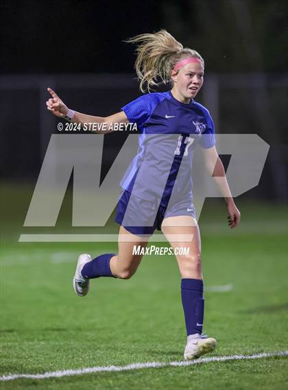 Thumbnail 3 in Ralston Valley vs. Grandview (CHSAA 5A Quarterfinals) photogallery.