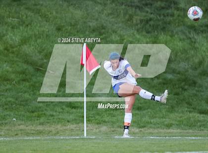 Thumbnail 2 in Ralston Valley vs. Grandview (CHSAA 5A Quarterfinals) photogallery.