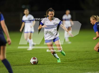 Thumbnail 1 in Ralston Valley vs. Grandview (CHSAA 5A Quarterfinals) photogallery.