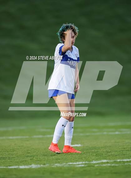 Thumbnail 2 in Ralston Valley vs. Grandview (CHSAA 5A Quarterfinals) photogallery.