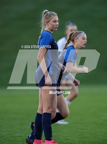Thumbnail 1 in Ralston Valley vs. Grandview (CHSAA 5A Quarterfinals) photogallery.