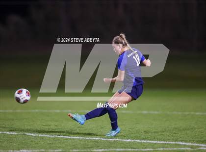 Thumbnail 1 in Ralston Valley vs. Grandview (CHSAA 5A Quarterfinals) photogallery.