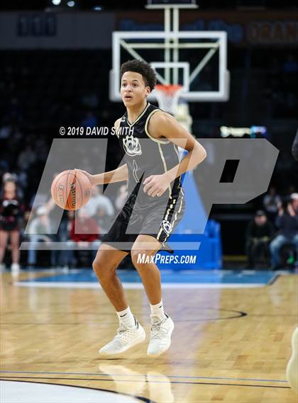 Thumbnail 2 in Chrisman vs. Lee's Summit North (MSHSAA Class 5 Quarterfinal) photogallery.
