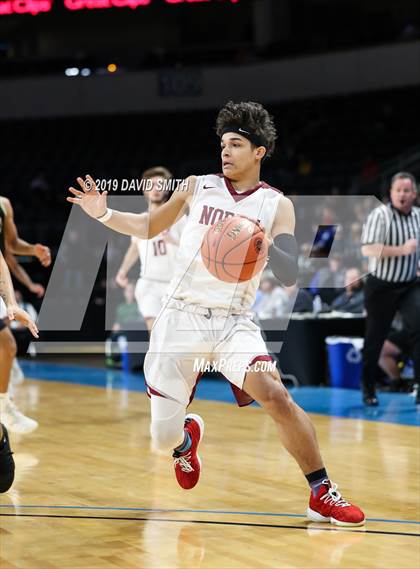 Thumbnail 1 in Chrisman vs. Lee's Summit North (MSHSAA Class 5 Quarterfinal) photogallery.