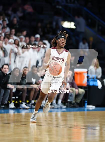 Thumbnail 2 in Chrisman vs. Lee's Summit North (MSHSAA Class 5 Quarterfinal) photogallery.