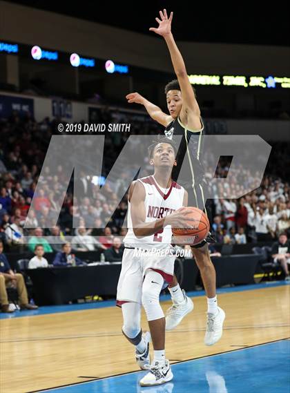 Thumbnail 2 in Chrisman vs. Lee's Summit North (MSHSAA Class 5 Quarterfinal) photogallery.