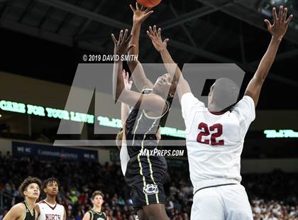 Thumbnail 3 in Chrisman vs. Lee's Summit North (MSHSAA Class 5 Quarterfinal) photogallery.