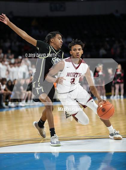 Thumbnail 1 in Chrisman vs. Lee's Summit North (MSHSAA Class 5 Quarterfinal) photogallery.