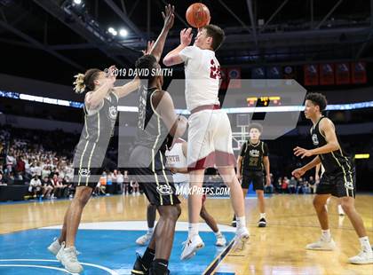 Thumbnail 1 in Chrisman vs. Lee's Summit North (MSHSAA Class 5 Quarterfinal) photogallery.