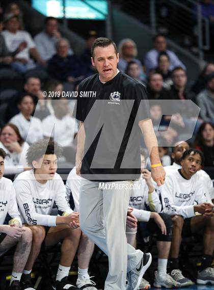 Thumbnail 3 in Chrisman vs. Lee's Summit North (MSHSAA Class 5 Quarterfinal) photogallery.