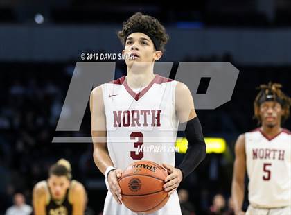Thumbnail 3 in Chrisman vs. Lee's Summit North (MSHSAA Class 5 Quarterfinal) photogallery.