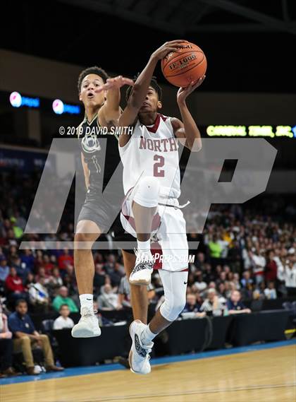Thumbnail 3 in Chrisman vs. Lee's Summit North (MSHSAA Class 5 Quarterfinal) photogallery.