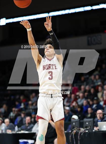 Thumbnail 2 in Chrisman vs. Lee's Summit North (MSHSAA Class 5 Quarterfinal) photogallery.