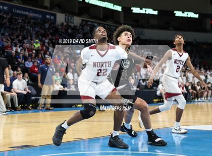Thumbnail 3 in Chrisman vs. Lee's Summit North (MSHSAA Class 5 Quarterfinal) photogallery.