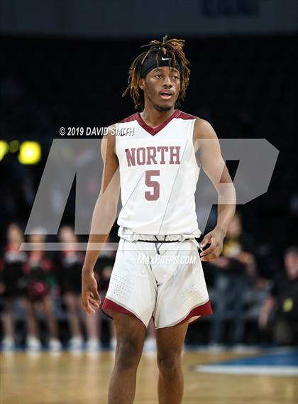 Thumbnail 3 in Chrisman vs. Lee's Summit North (MSHSAA Class 5 Quarterfinal) photogallery.