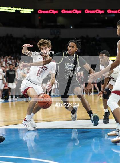 Thumbnail 1 in Chrisman vs. Lee's Summit North (MSHSAA Class 5 Quarterfinal) photogallery.
