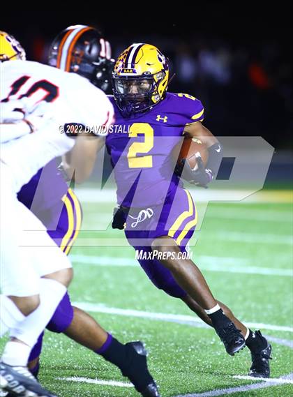 Thumbnail 2 in Gonzales @ La Grange photogallery.