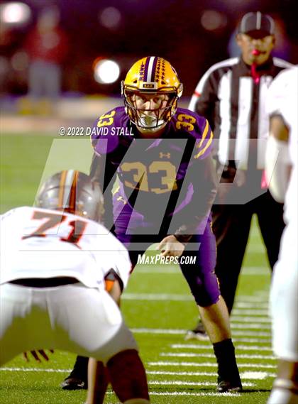 Thumbnail 2 in Gonzales @ La Grange photogallery.