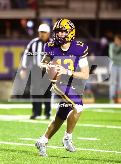Thumbnail 3 in Gonzales @ La Grange photogallery.