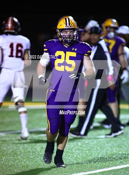 Thumbnail 3 in Gonzales @ La Grange photogallery.